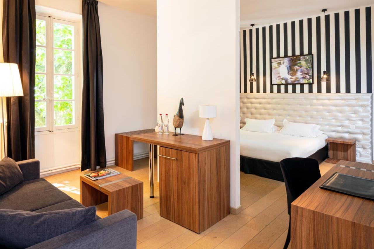 Sérignan-du-Comtat Le Pre Du Moulin - Maison Alonso - Hotel & Restaurant מראה חיצוני תמונה