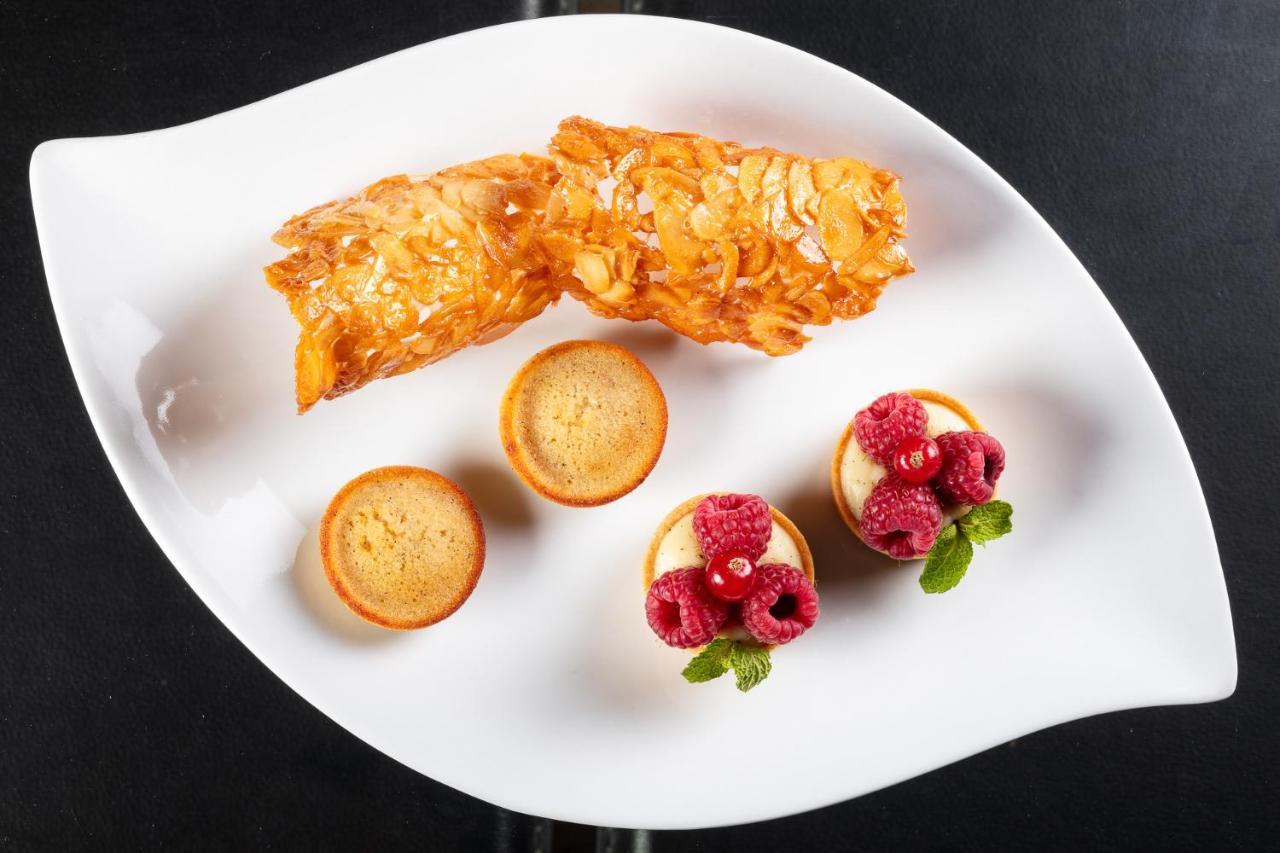Sérignan-du-Comtat Le Pre Du Moulin - Maison Alonso - Hotel & Restaurant מראה חיצוני תמונה