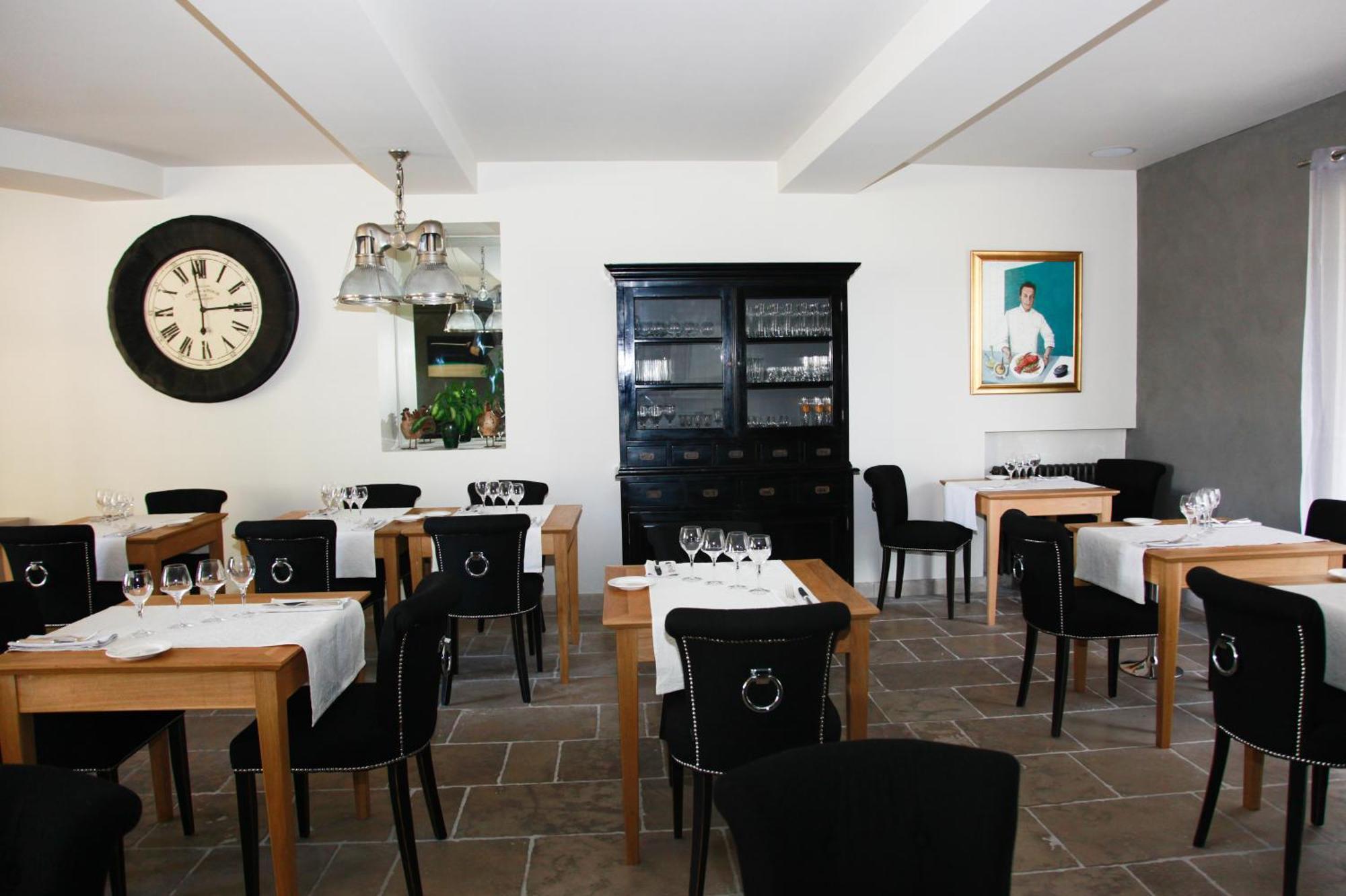 Sérignan-du-Comtat Le Pre Du Moulin - Maison Alonso - Hotel & Restaurant מראה חיצוני תמונה